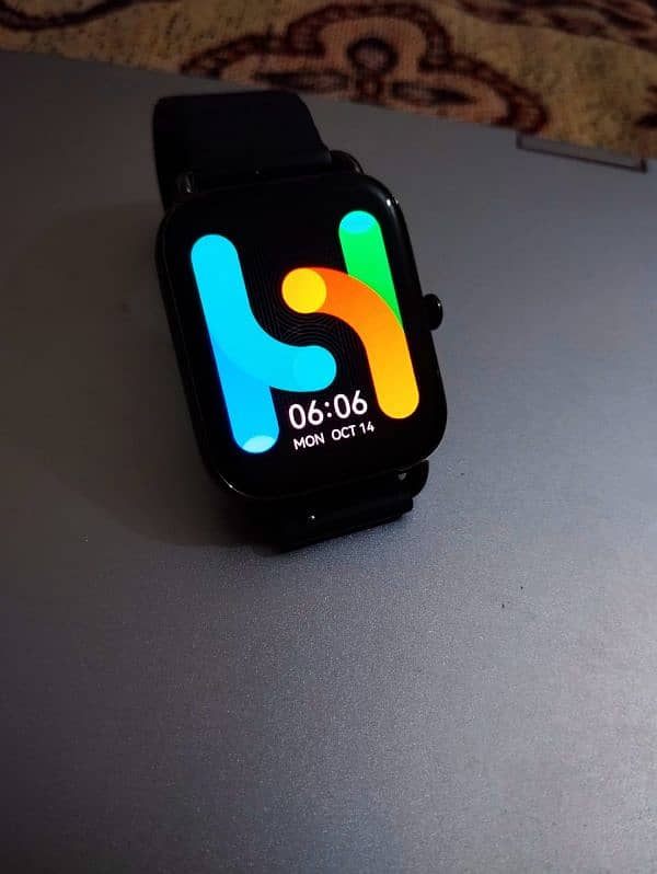 HAYLOU RS4 PLUS 60hz Amoled Display with magnetic strap 4