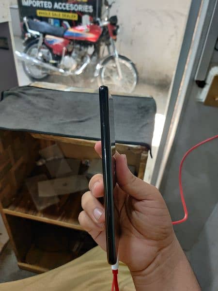 one plus 7T pro macleran 1