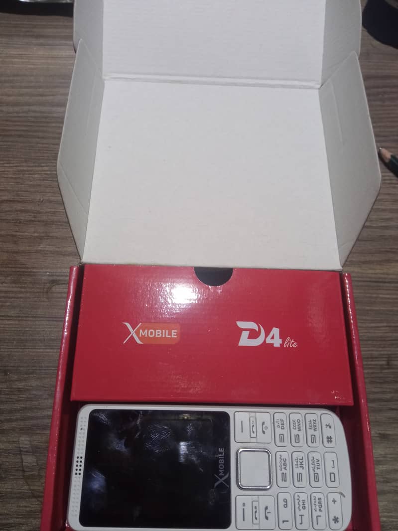 X mobile D4 lite 2