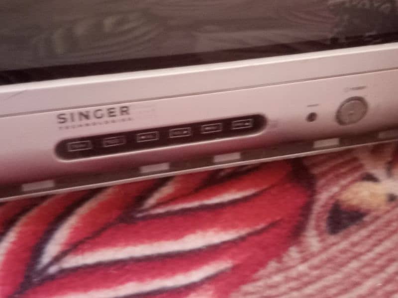 singer 21 inch big TV good condition tv/av 5