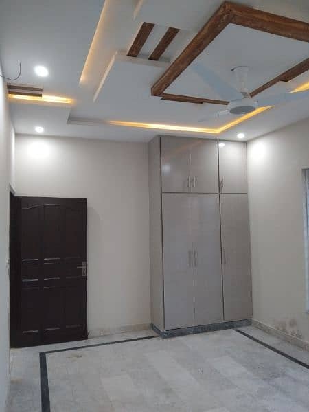 10 marla Double story house for sale Gulraiz phase 2, all facilities 18