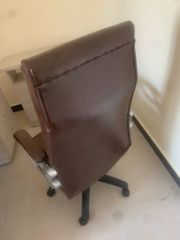 Executive Table Chair for sale 3