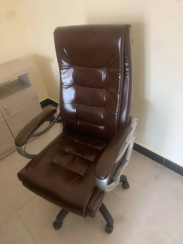 Executive Table Chair for sale 5