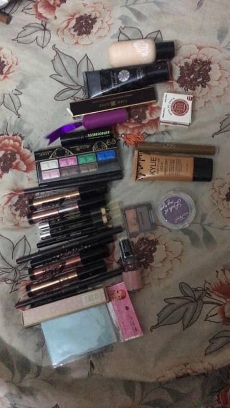 makeup deal 1