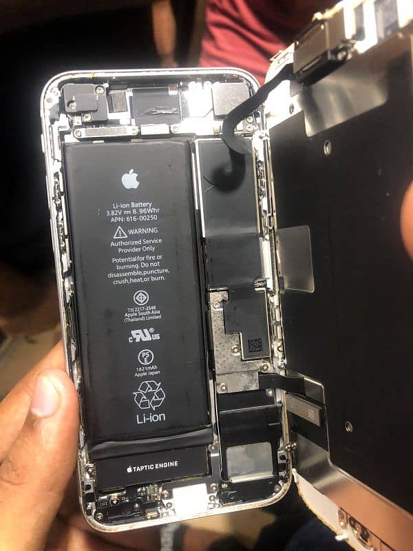 Iphone 8 pta approved 5