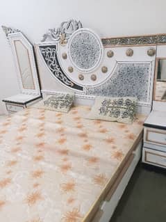 double bed / polish bed/bed for sale/bed set/double bed/furniture