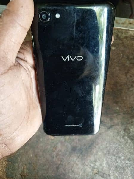 vivo y81S 3