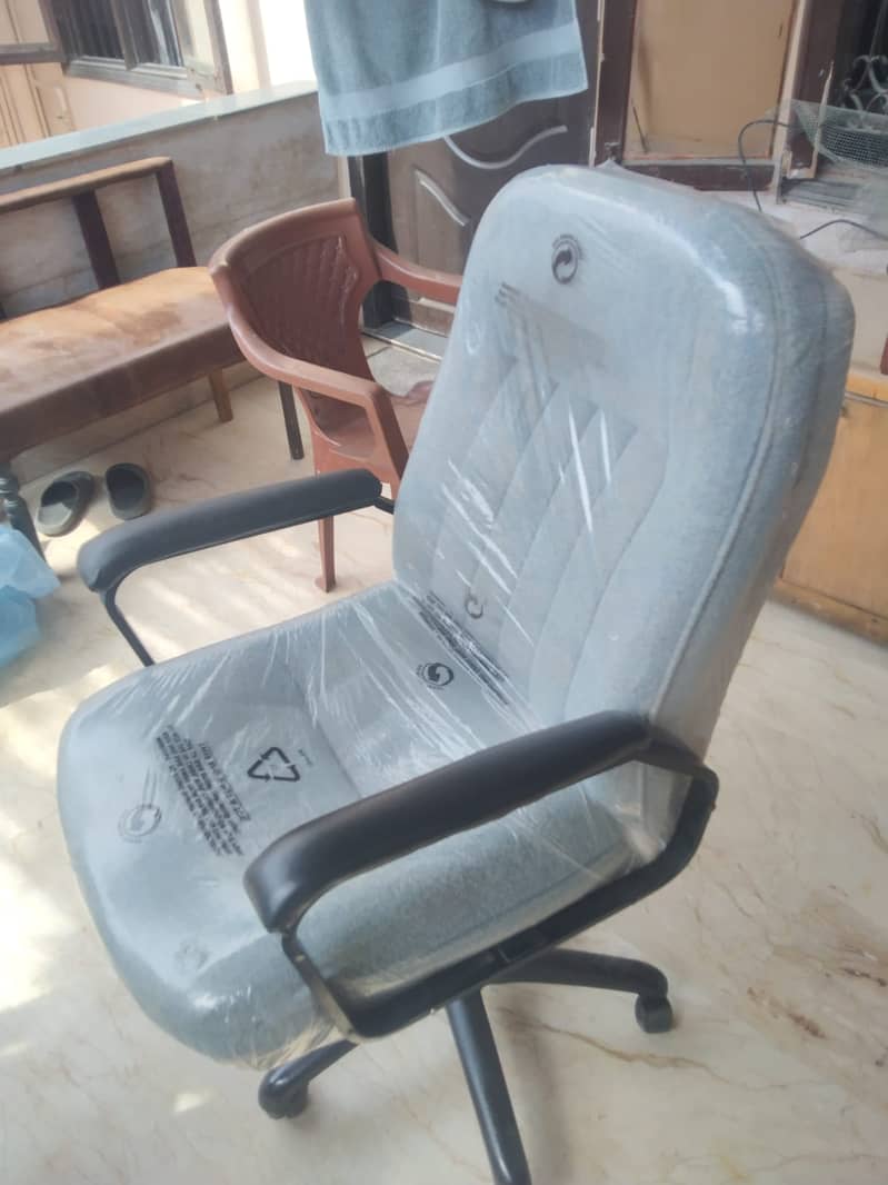 2 Perfect Condition Chairs Avaible in reasonable price 1