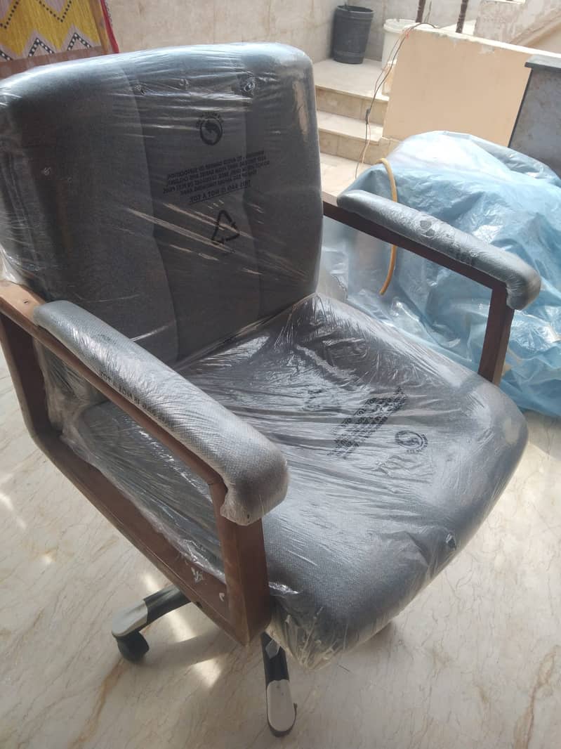 2 Perfect Condition Chairs Avaible in reasonable price 9