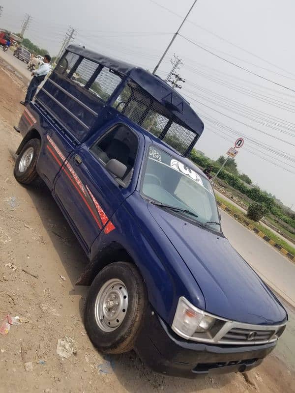 Toyota hilux single cabin 2003 9