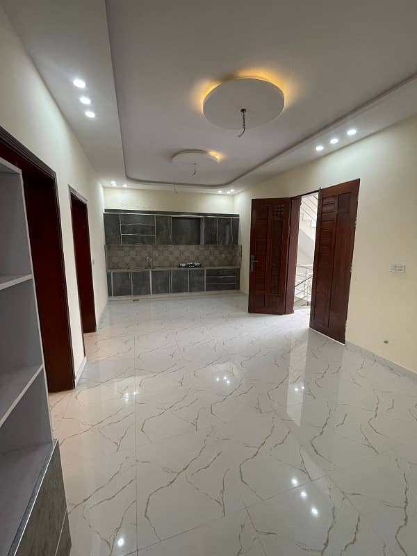 Centrally Located House In Margalla Valley - C-12 Is Available For sale 24