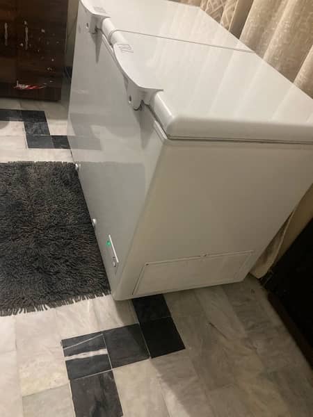 haier inverter deep freezer (fridge+freezer) inverter just like new 8