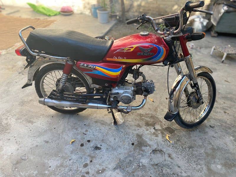 zxmco motorcycle ha or pindi num Laga Huwa ha 2