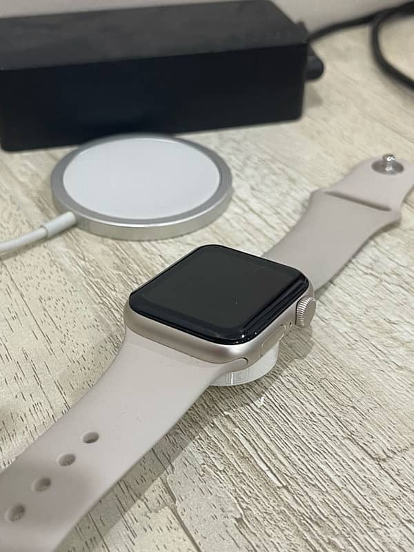 Apple Watch SE 2023, 2 Generation 1