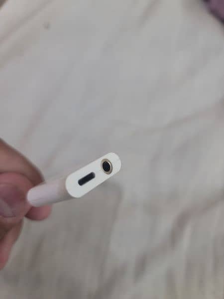 iphone headphones connector 2