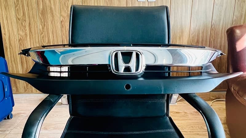 Honda Civic X Front Genuine Grill 3