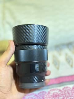 sony 85 1.8 lens