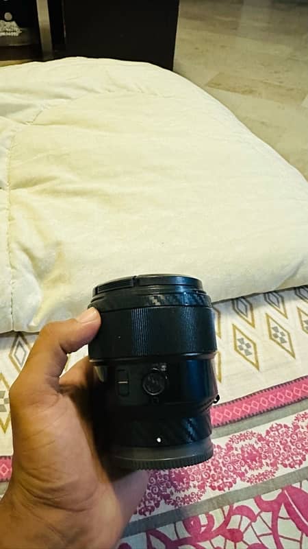 sony 85 1.8 lens 5