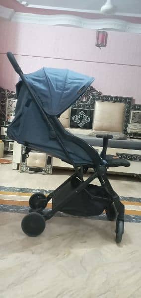 kids pram 1