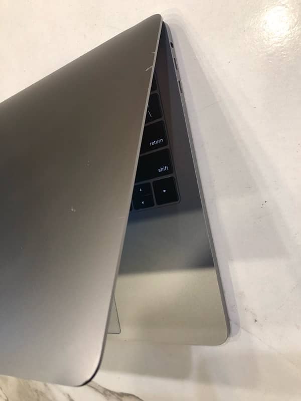 MacBook Pro 2018.13” For sale 7