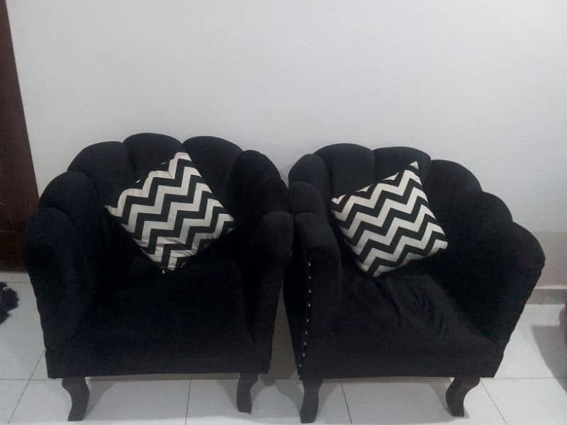 2 seter sofa seat for sale 1