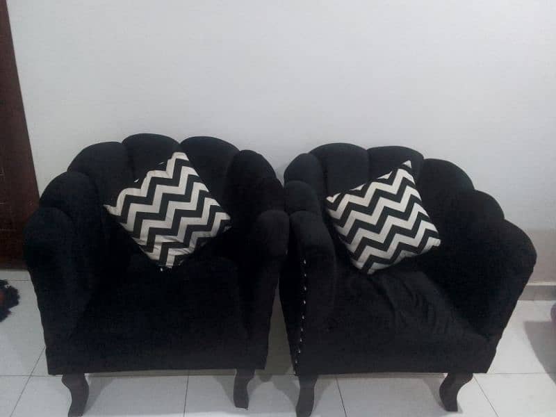 2 seter sofa seat for sale 2