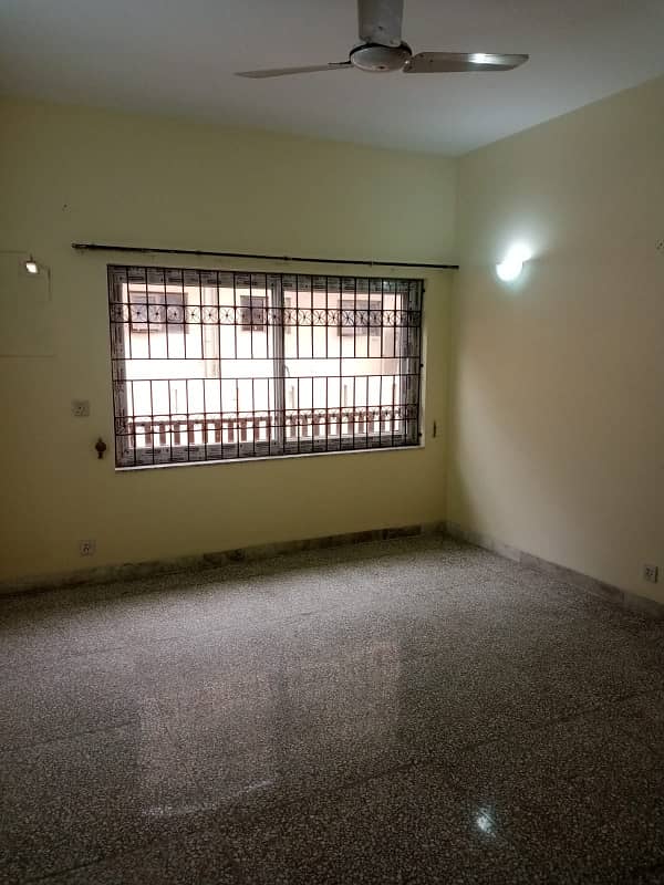 3 Three bed upper portion available for rent in F11 13