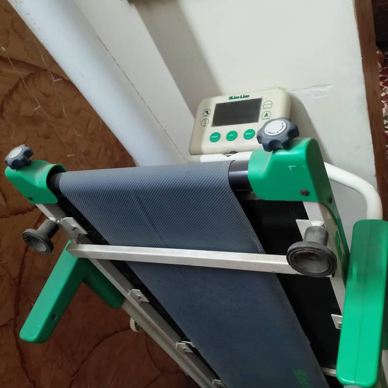 Treadmill for sale semi auto 16000 2