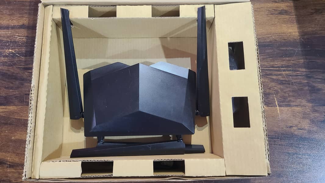 Tenda Ac6 Gaming Wifi Router Ac1200 Dual band Gigabite 5Ghz (With Box) 2