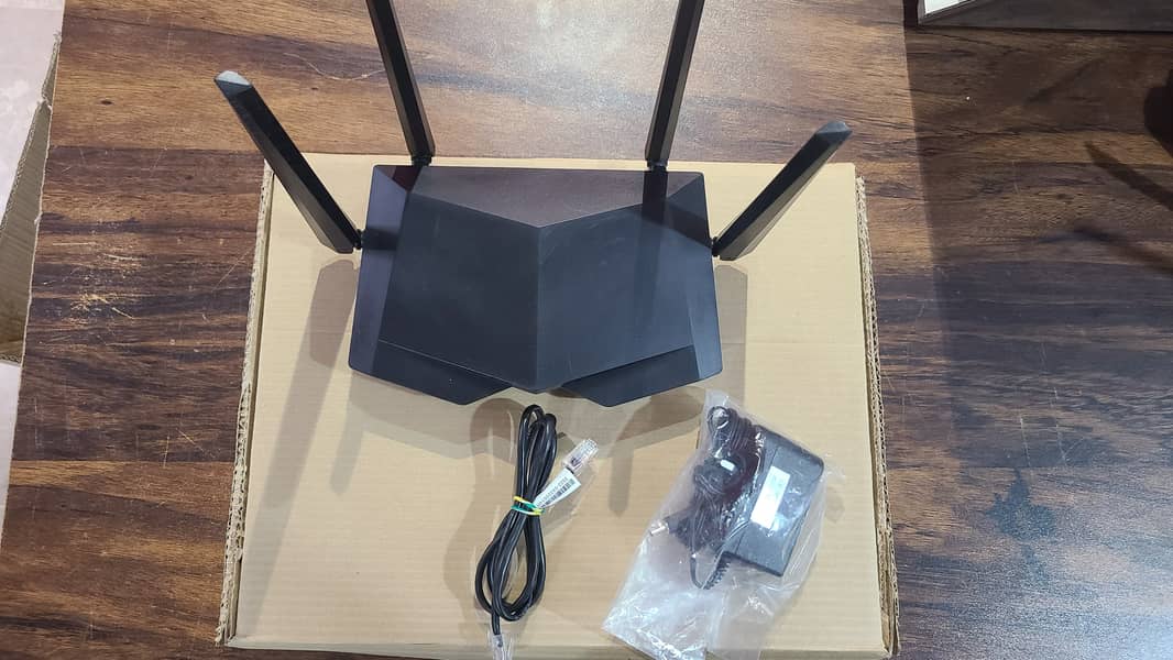 Tenda Ac6 Gaming Wifi Router Ac1200 Dual band Gigabite 5Ghz (With Box) 11