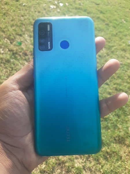 tecno spark 5 pro 4