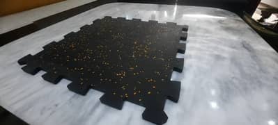 Rubber interlock EPDM tiles