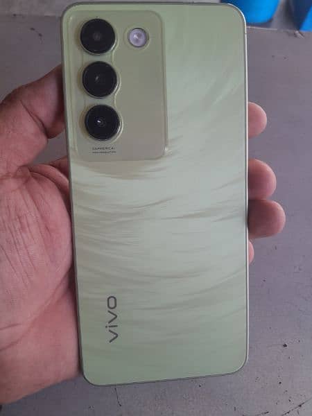 Vivo Y100 8/128 GB Mobile /for sale 3