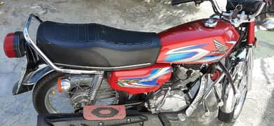 Honda CG 125 2022 model bike Saaf condition 03079138321