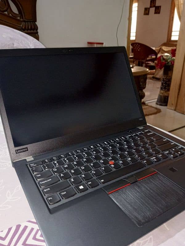 Lenovo thinkpad T480s i5-8th generation 11