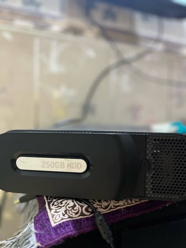 Xbox 360 slim model 3