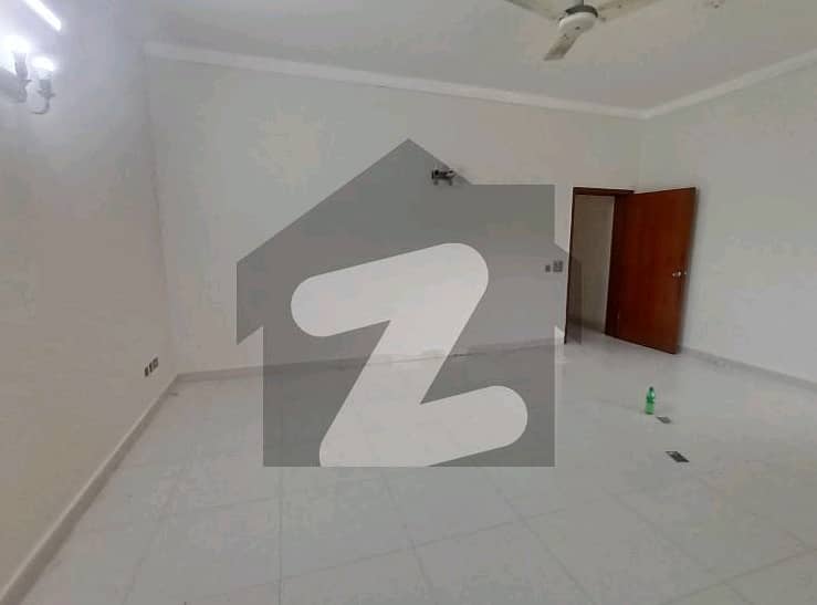 Prime Location Separate Gate 2 Kanal Upper Portion Available For Rent In DHA Phase 1 Block B 7