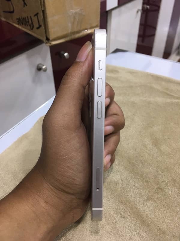 iphone 12 Mini 9