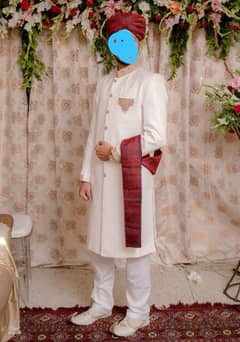 Men sherwani