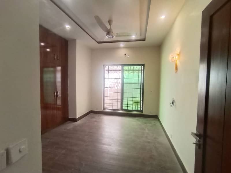 1 KANAL GOOD LOCATION DOUBLE UNIT HOUSE FOR RENT IN SUI GAS SOCIETY PHASE 1 5