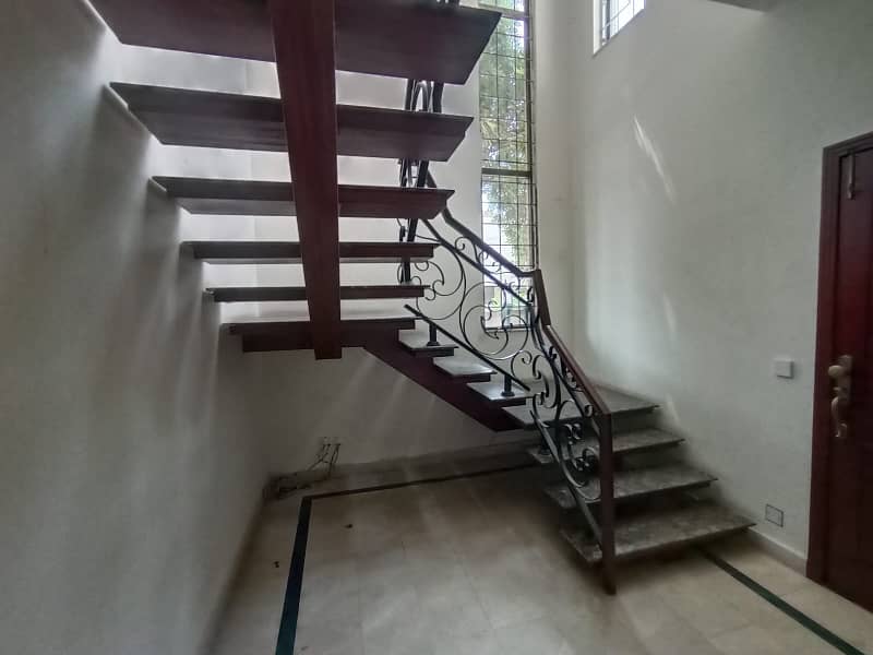 1 KANAL GOOD LOCATION DOUBLE UNIT HOUSE FOR RENT IN SUI GAS SOCIETY PHASE 1 24