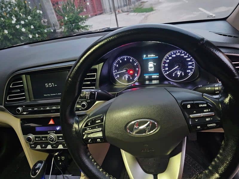 Hyundai Elantra GSL 2021 13