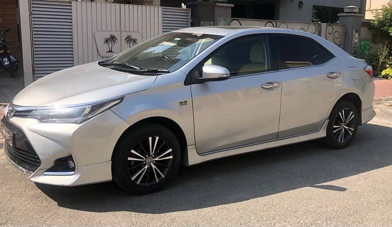 Toyota Altis Grande 2021 19