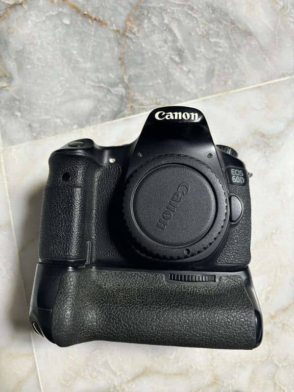 canon 60d body 3