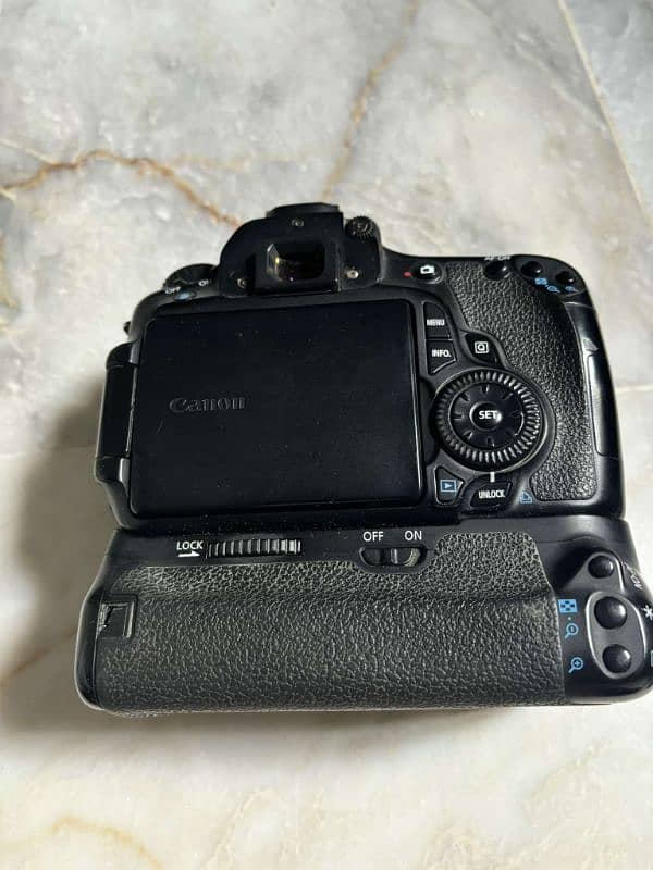 canon 60d body 4