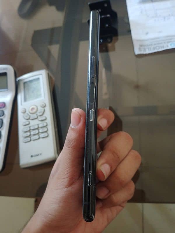 Sony Xperia 1-6/64 non PTA urgent sale 2