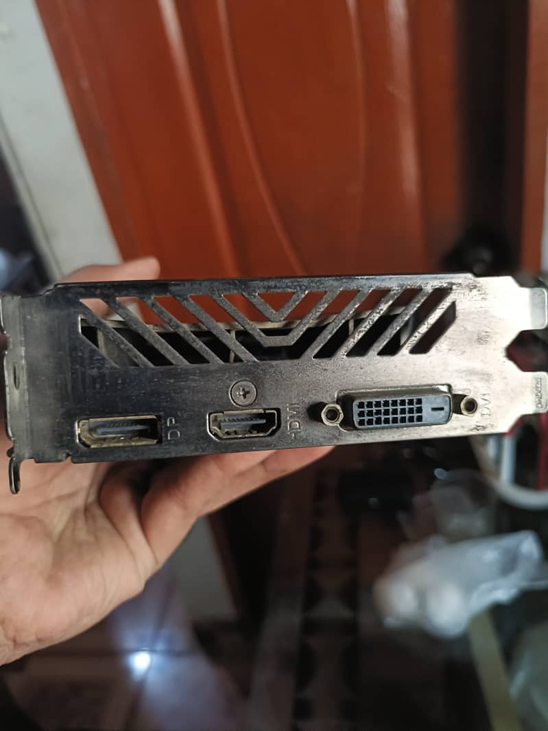 Invidia GeForce GTX 1050 ti 4GB (Display Port Issue) 2