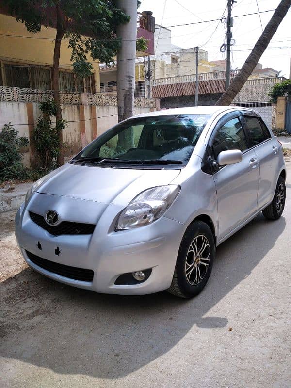 Toyota Vitz 2010 / 2013 full original 2