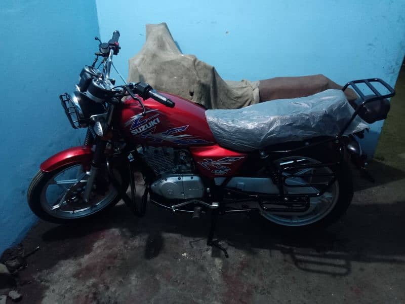 urgent sell Suzuki GS 150 7