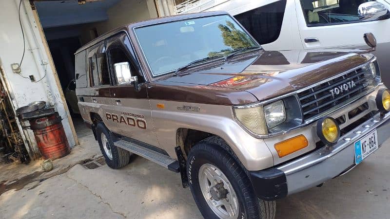 Toyota Land Cruiser 1992 3